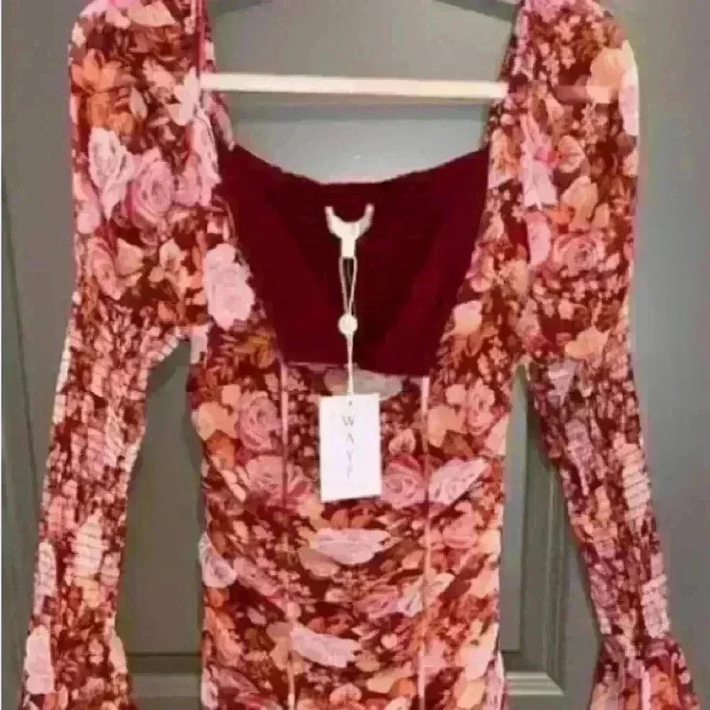 WAYF Ruffle Ruched Maroon red Floral Mini Dress Long Sleeve - Picture 2 of 6